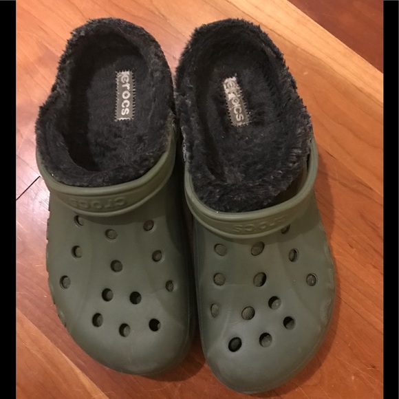 Olive green crocs with fur Clearance